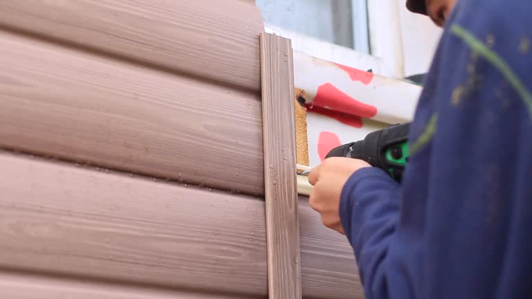 Best Construction Debris Removal  in Islandia, NY
